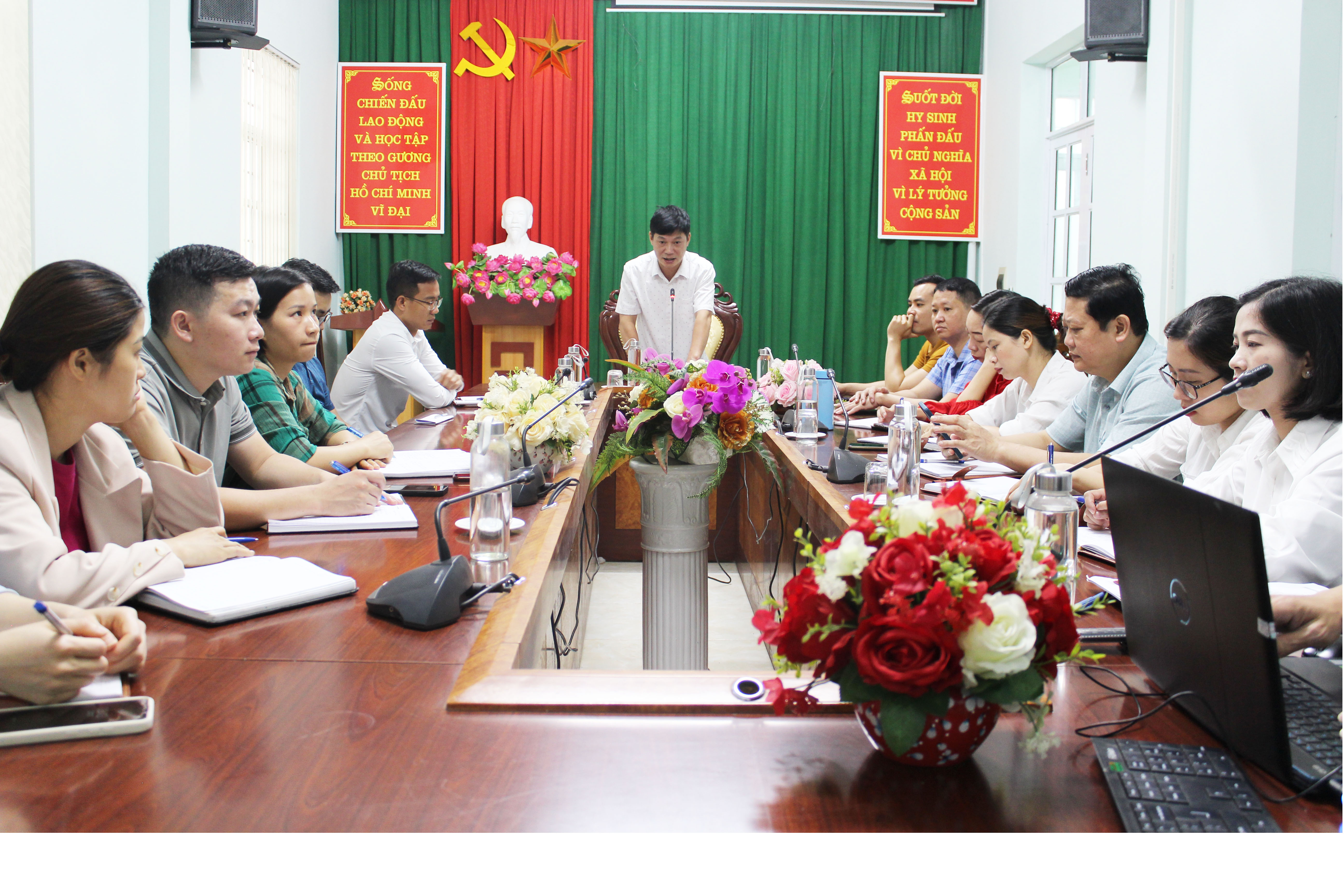 Đồng chí Vũ Hùng Vương- Phó Giám đốc Sở Y tế phát biểu khai mạc lớp tập huấn