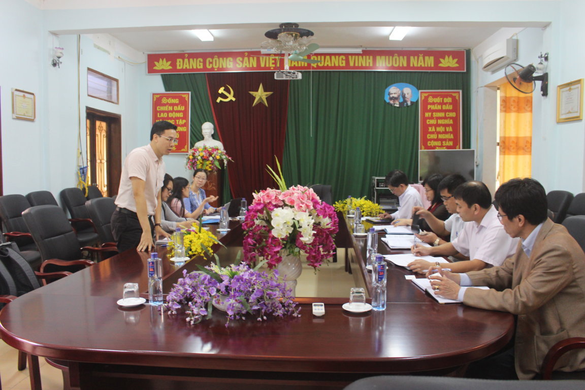 Đoàn chuyên gia ADB làm việc với Ban quản lý Dự án tại Hà Giang và lãnh đạo Trung tâm kiểm soát bệnh tật tỉnh