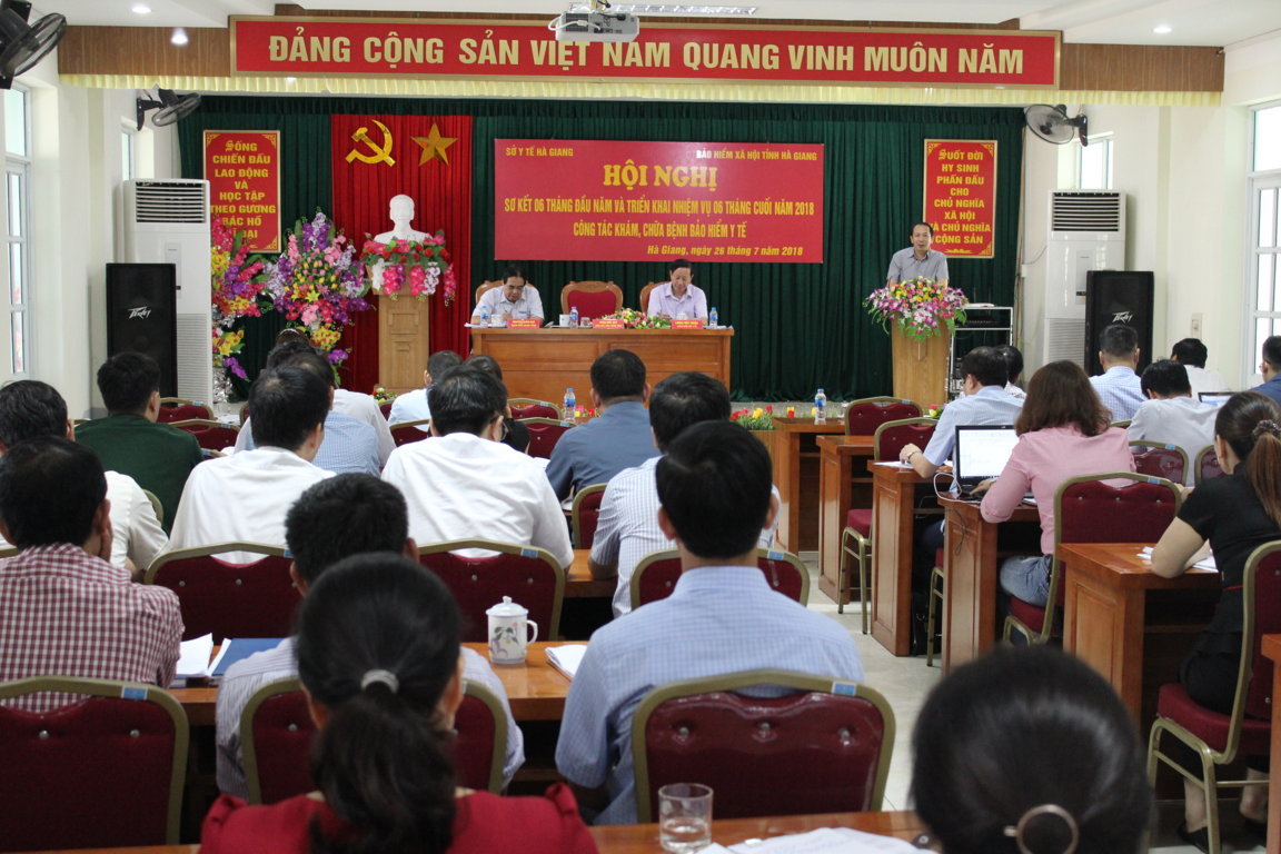 Đồng chí Trần Đức Quý, Phó chủ tịch UBND tỉnh phát biểu chỉ đạo tại Hội nghị