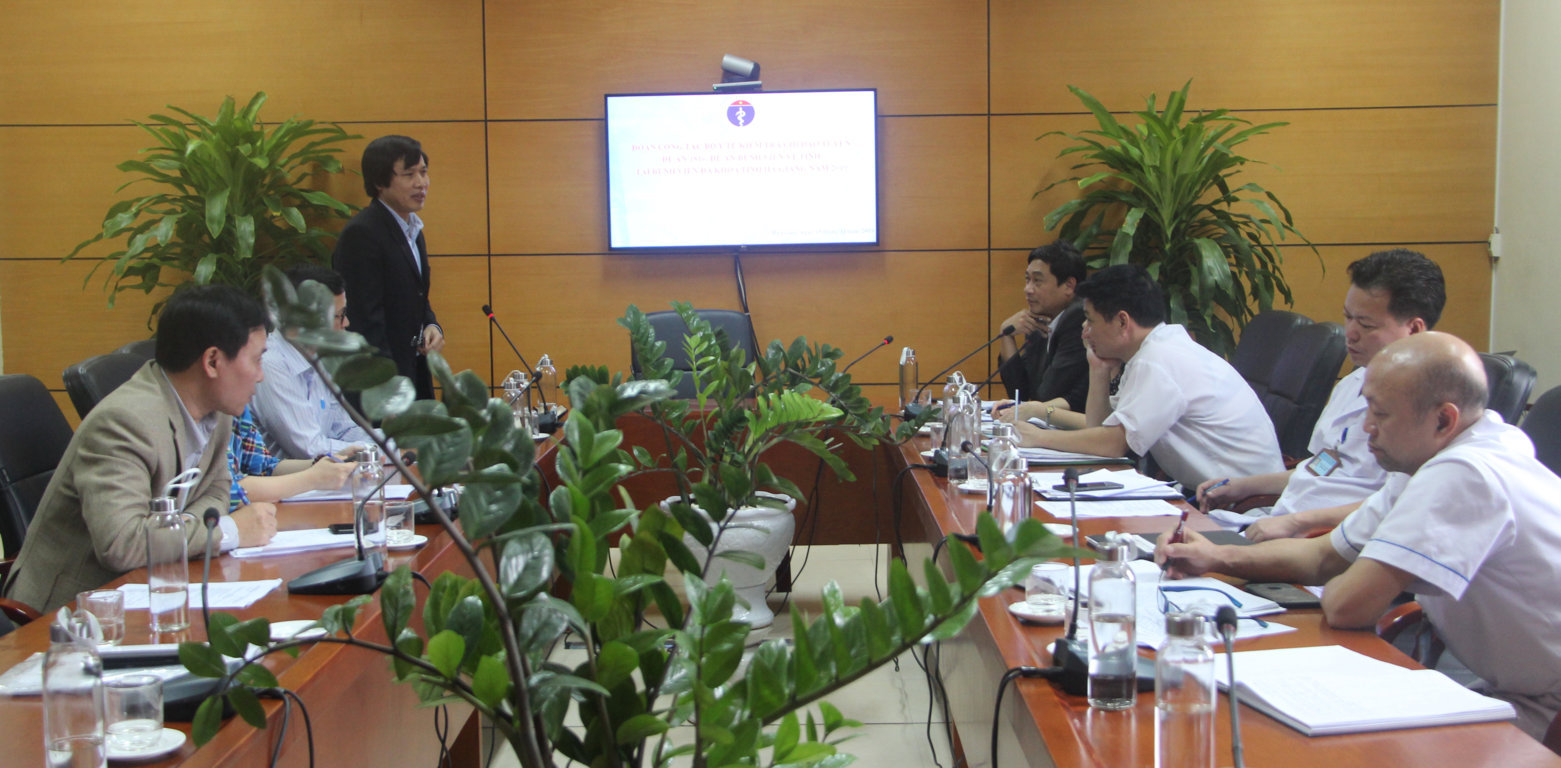 Ths. Cao Hưng Thái, Phó Cục trưởng Cục Quản lý KCB kết luận tại buổi làm việc tại BVĐK tỉnh