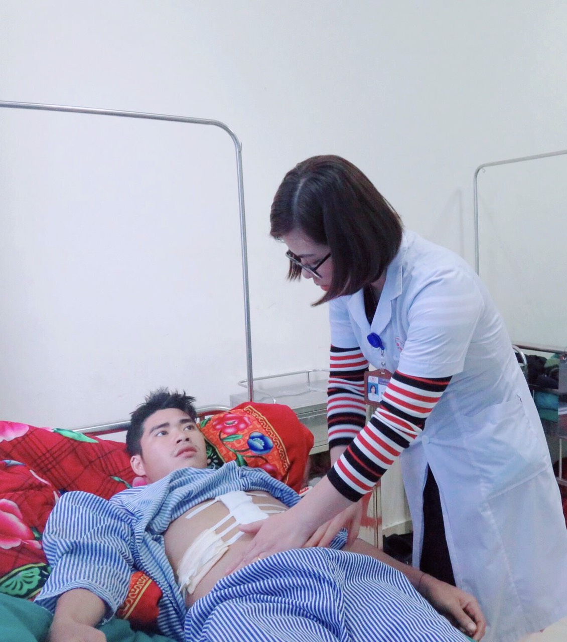 Bệnh viện đa khoa khu vực Bắc Quang cấp cứu thành công cho người bệnh bị vết thương thấu gan