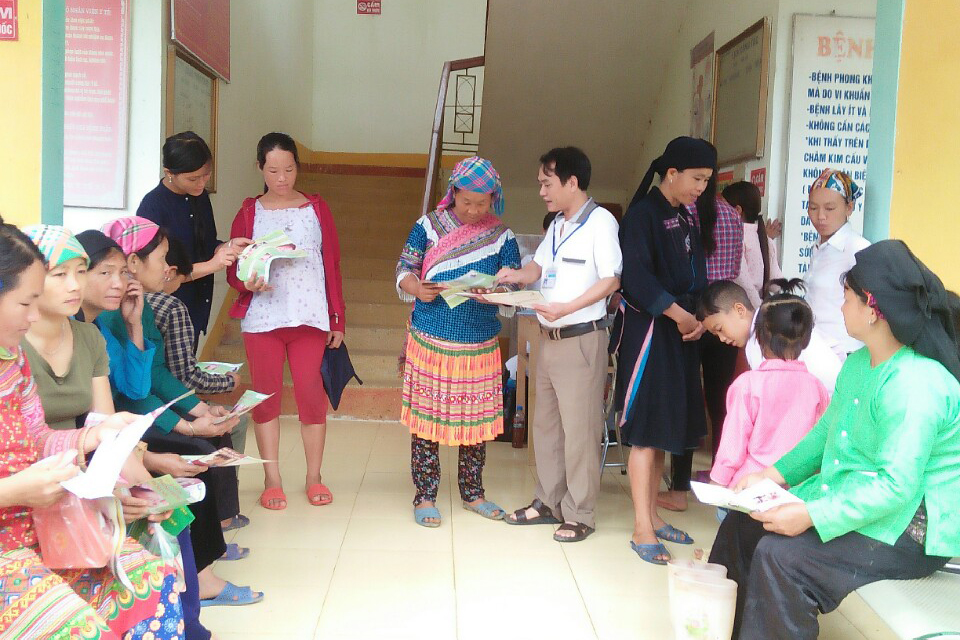 Tuyên truyền phòng chống bệnh sởi, bệnh cúm mùa tại xã Nà Khương