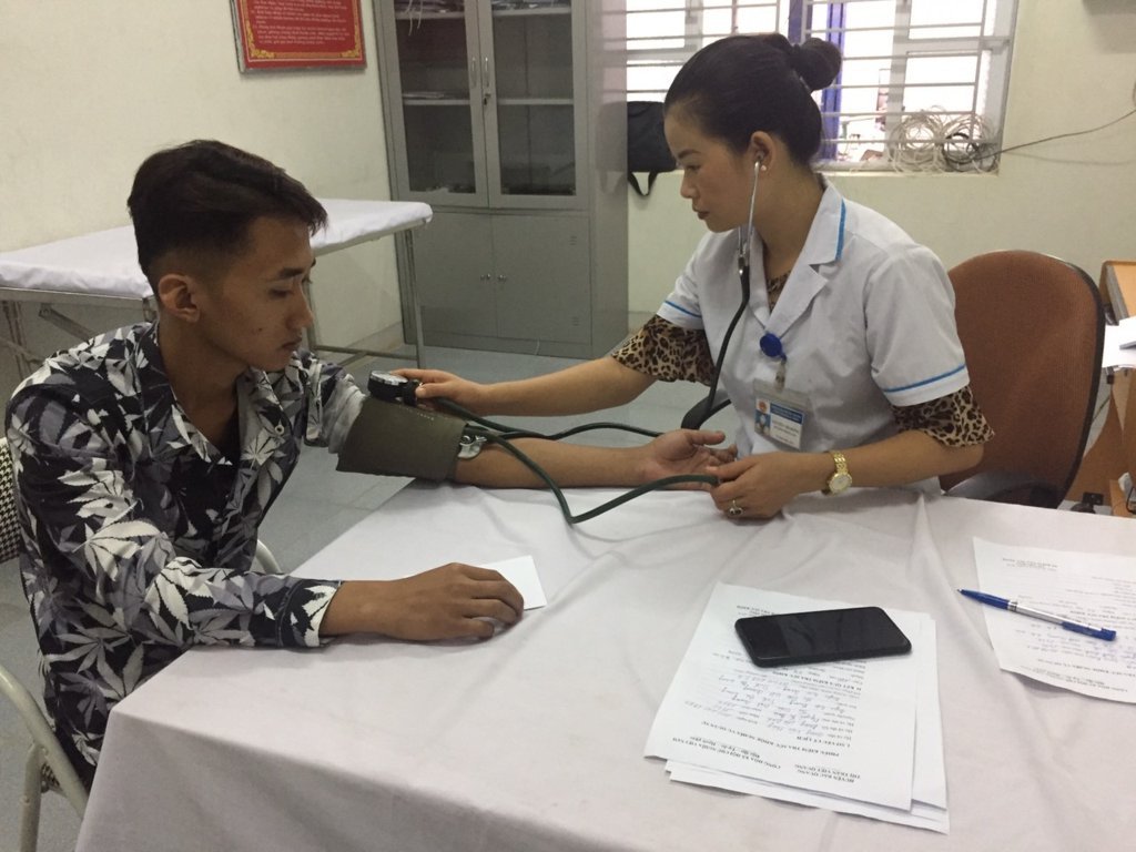 Trạm Y tế thị trấn Việt Quang phối hợp tổ chức khám sơ tuyển sức khỏe nghĩa vụ quân sự  năm 2019