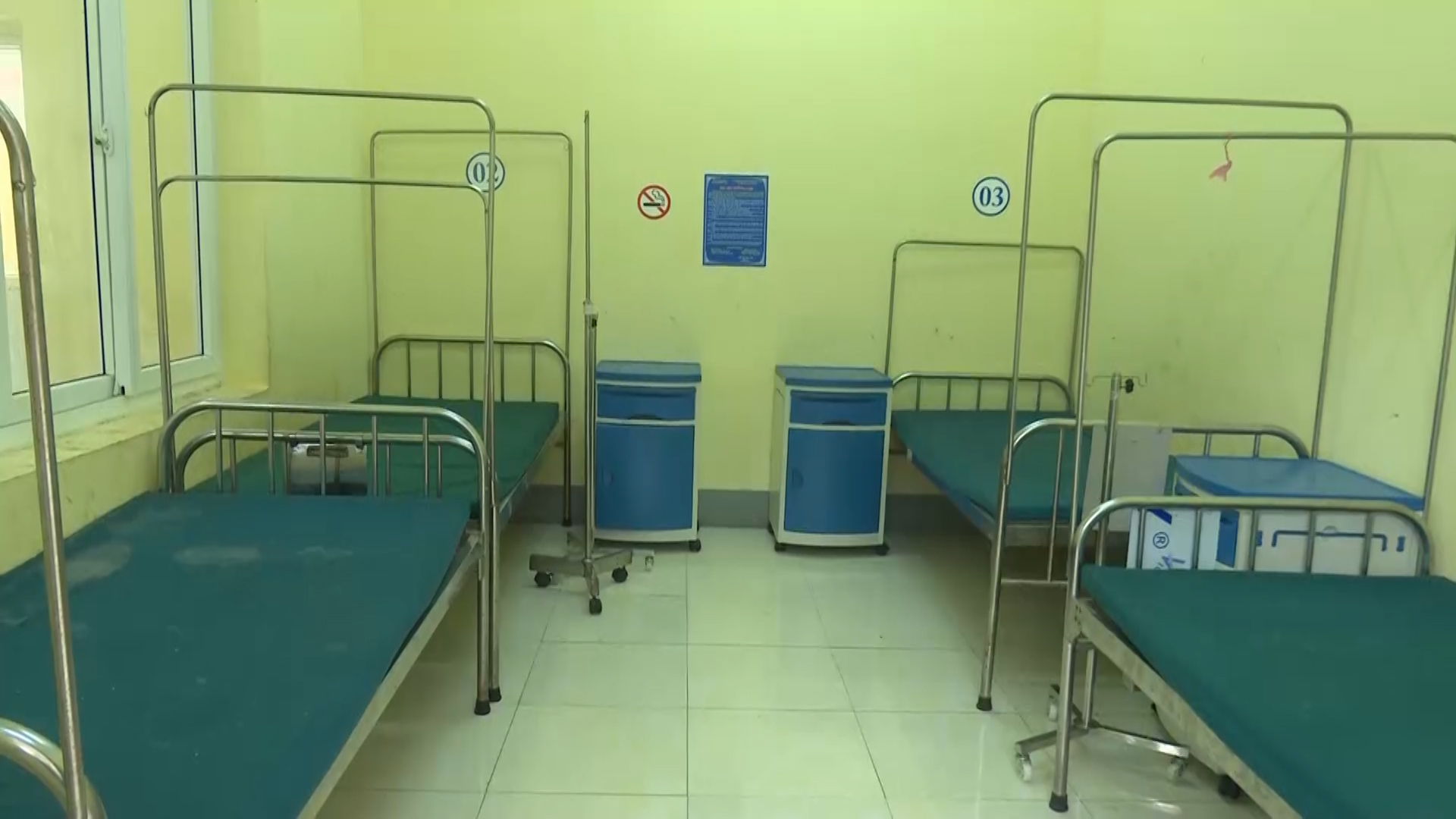 Khu vực cách ly tại Bệnh viện đa khoa huyện Mèo Vạc được chuẩn bị để tiếp nhận bệnh nhân.