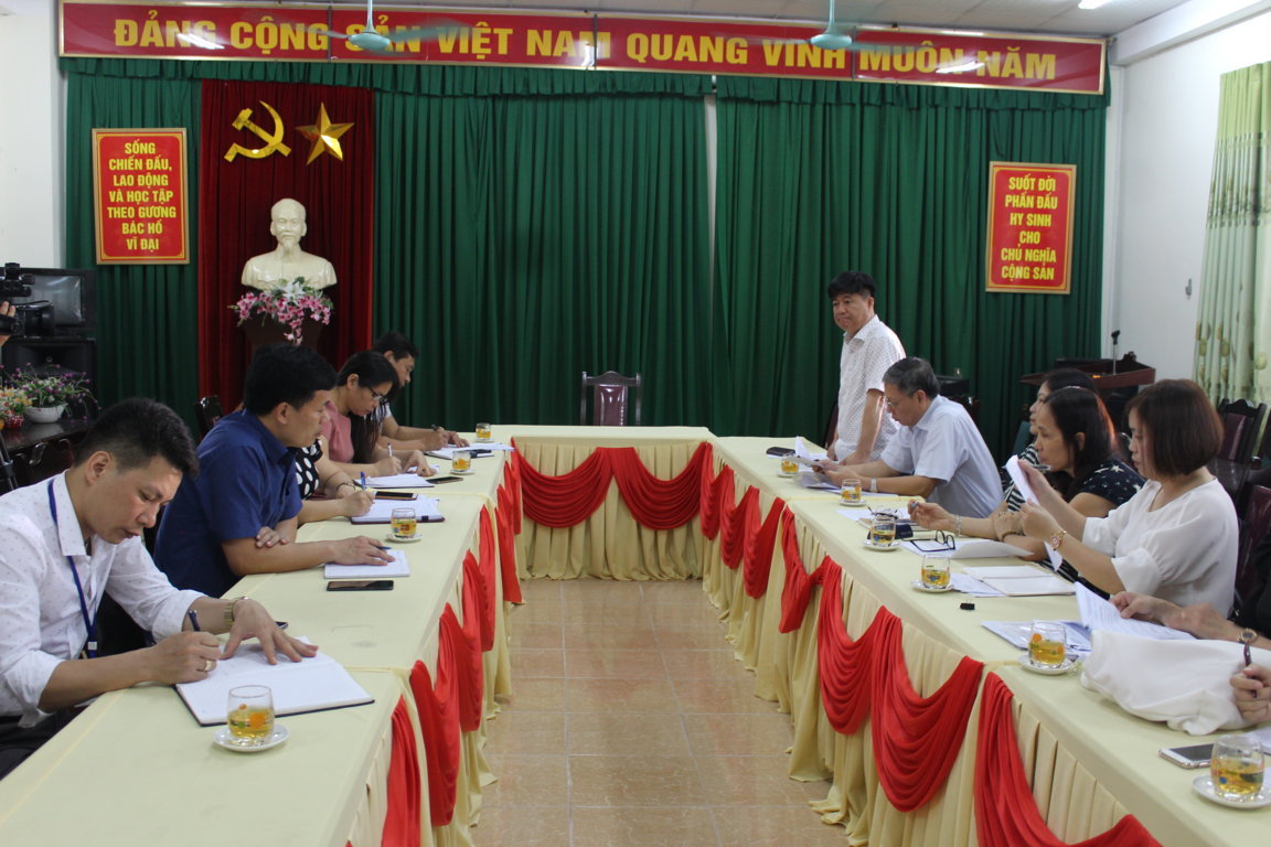 Đoàn công tác Bộ Y tế làm việc tại Hà Giang về mô hình Cô đỡ thôn bản