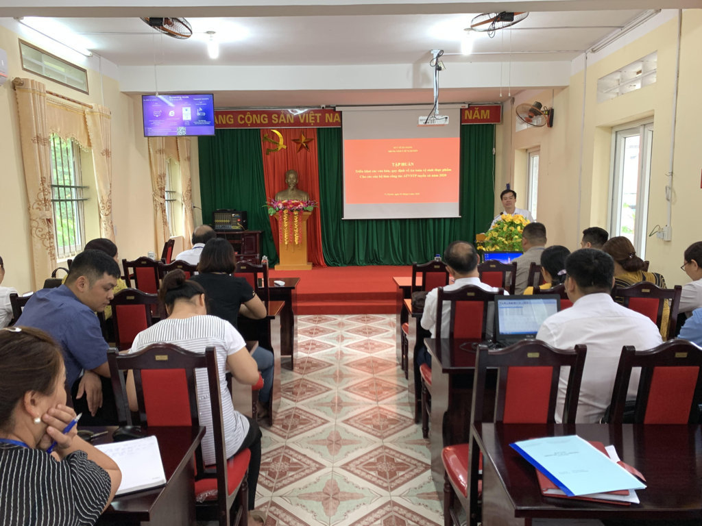 Bs Nguyễn Văn Dũng, Phó Giám đốc Trung tâm Y tế huyện khai mạc lớp tập huấn