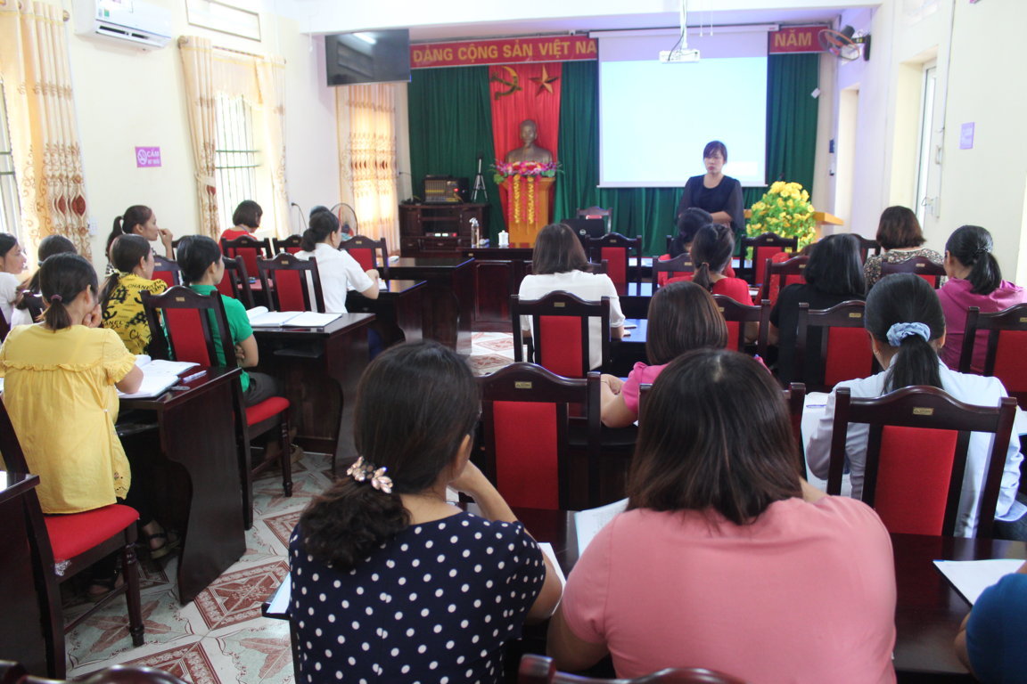 Tập huấn cập nhật kiến thức phòng chống suy dinh dưỡng trẻ em tại Bắc Quang, Vị Xuyên