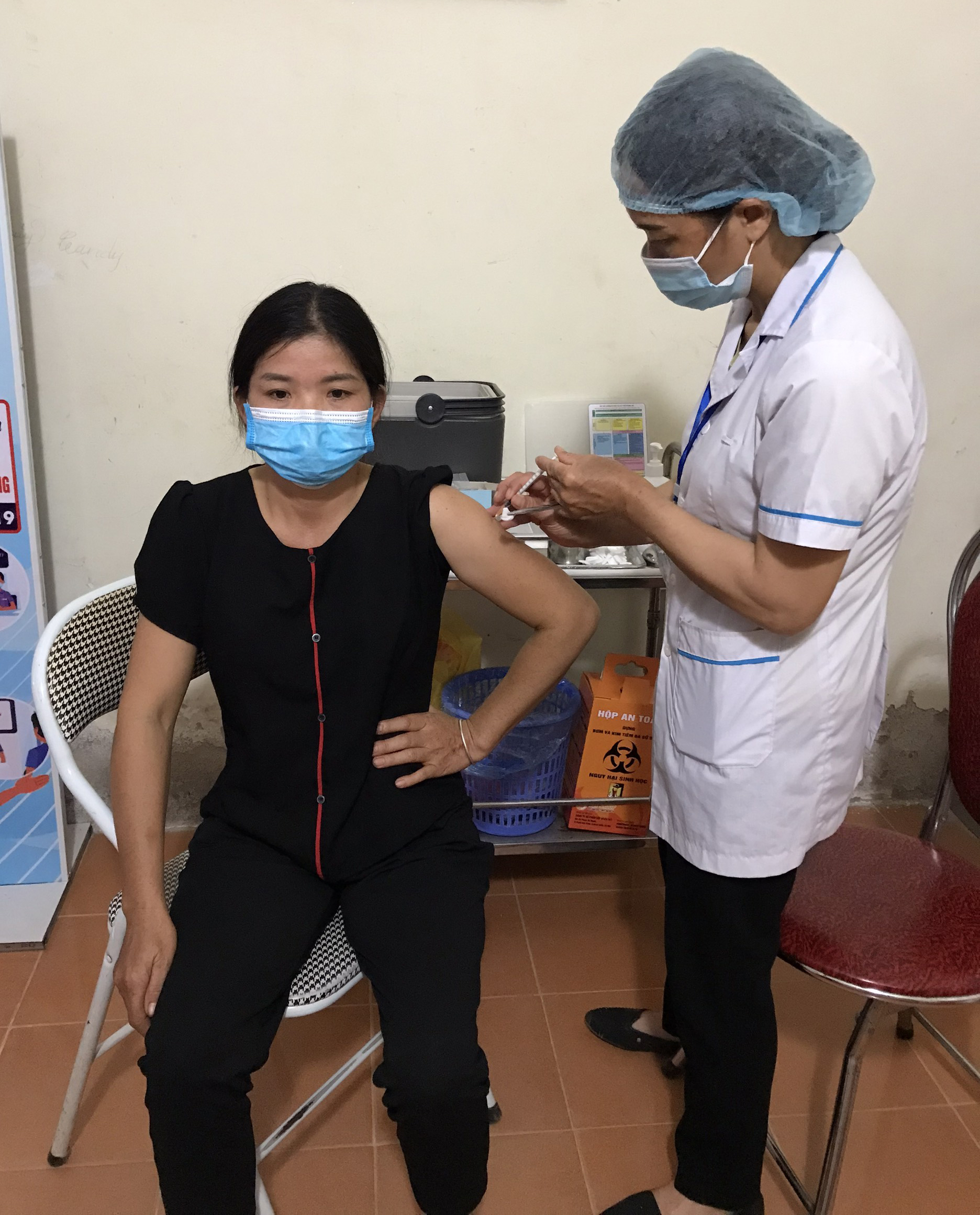 Huyện Quang Bình tổ chức tiêm vắc xin COVID-19 đợt 6