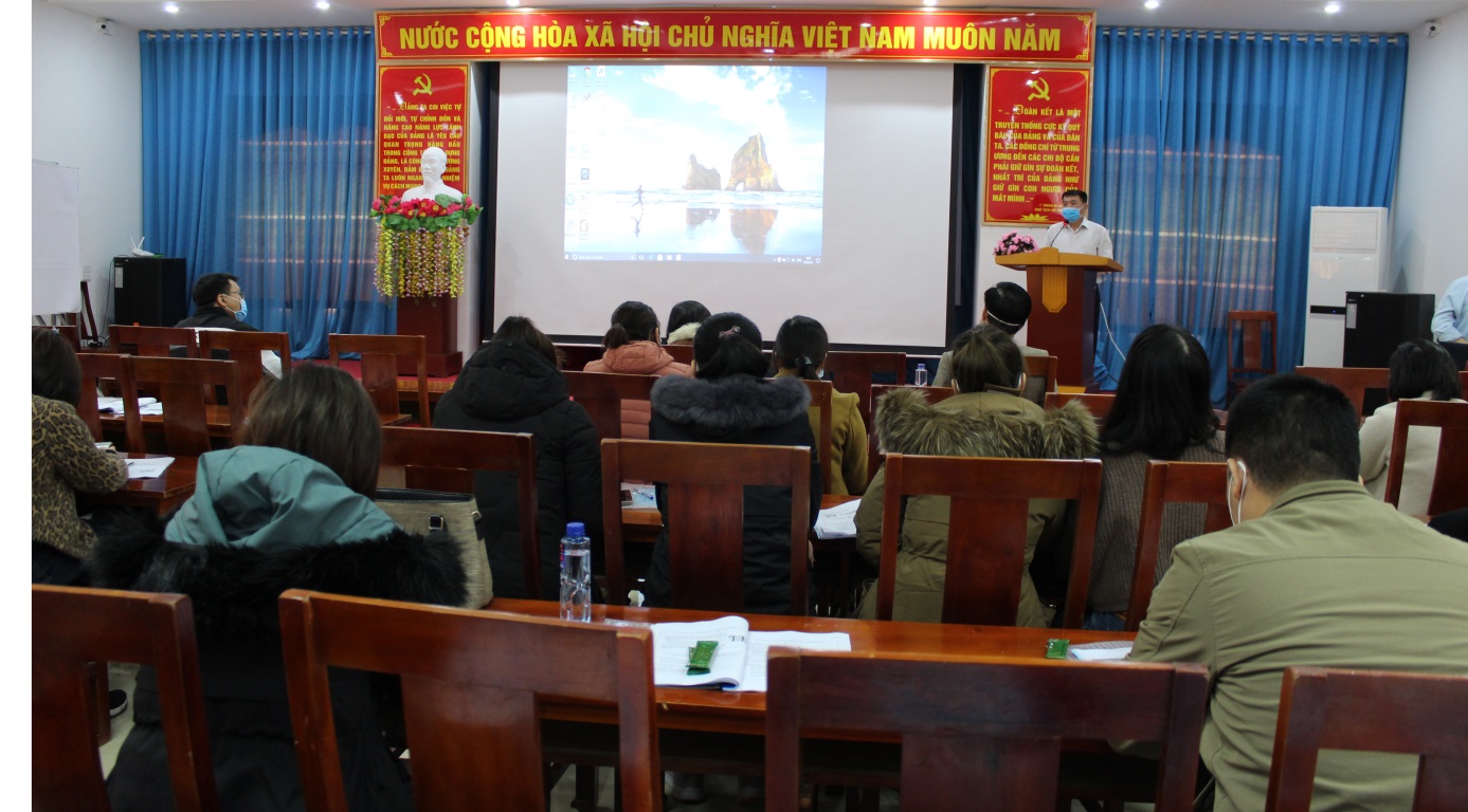 Đồng chí Nguyễn Trần Tuấn, Giám đốc Trung tâm Kiểm soát bệnh tật khai mạc lớp tập huấn