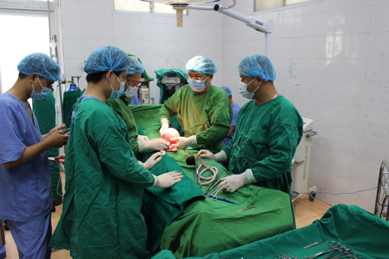 Triển khai phẫu thuật nội soi tại BVĐK khu vực Hoàng Su Phì