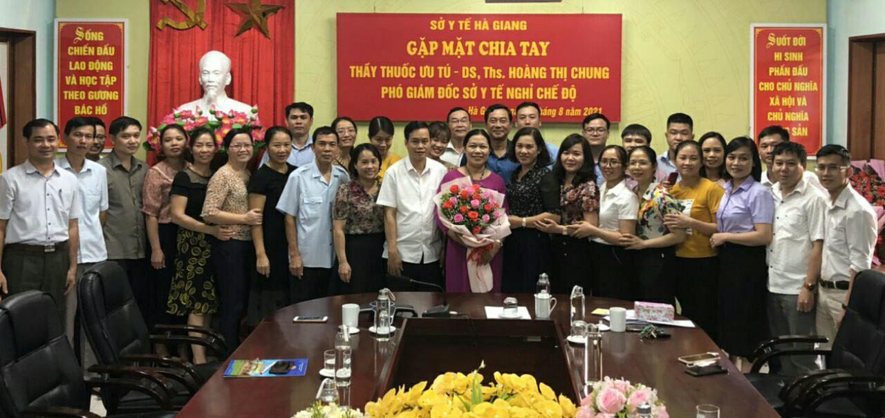 Sở Y tế gặp mặt chia tay TTƯT, Ds Hoàng Thị Chung – Phó Giám đốc Sở Y tế