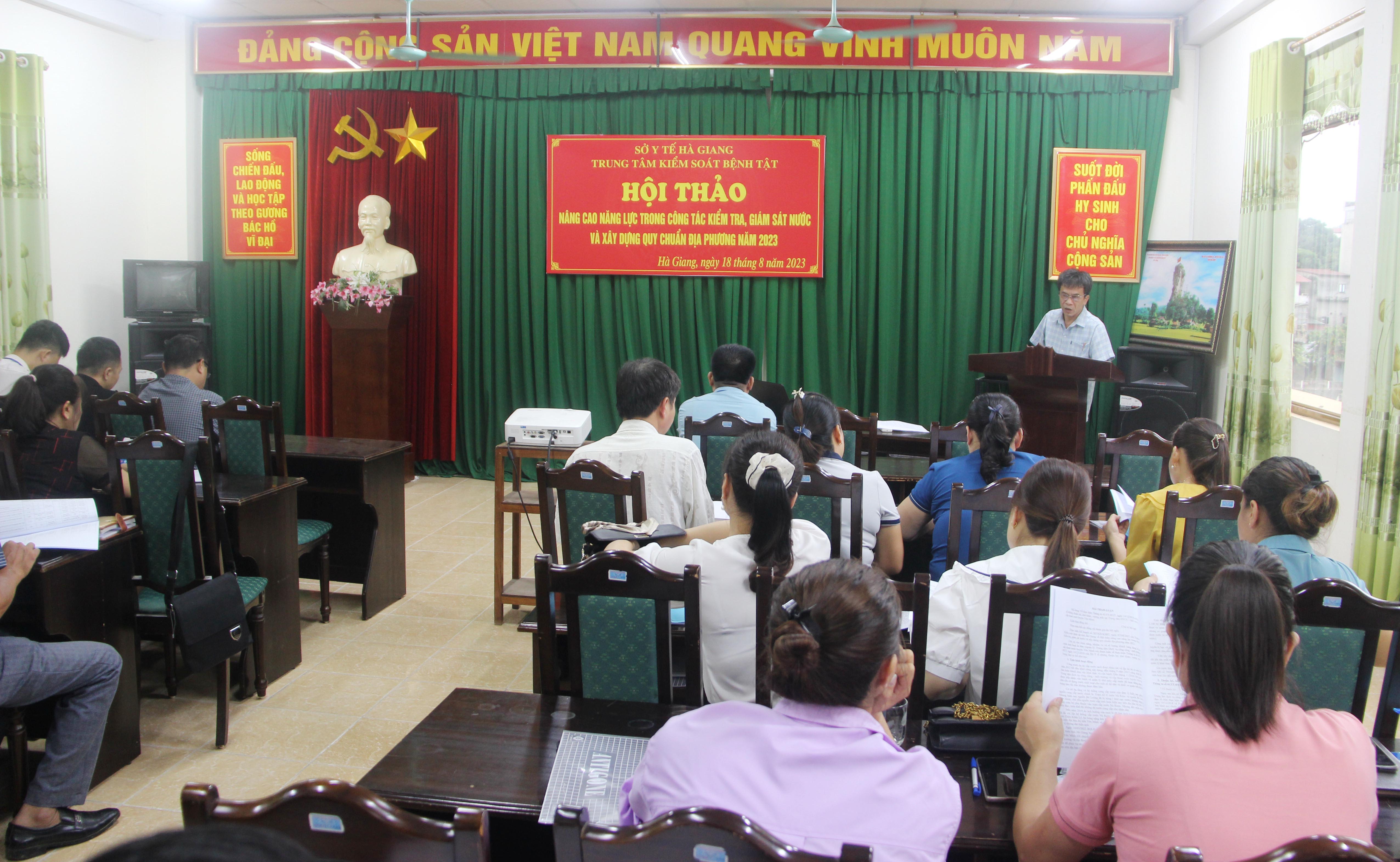 Đ/c Nguyễn Xuân Thu, Phó Giám đốc Trung tâm 
Kiểm soát bệnh tật khai mạc hội thảo

