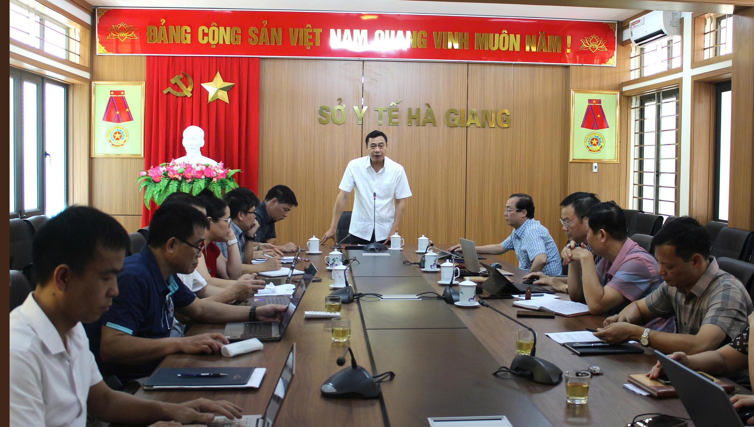 Hội nghị trực tuyến triển khai các nhiệm vụ thuộc lĩnh vực Y tế để thực hiện sắp xếp chính quyền địa phương 02 cấp